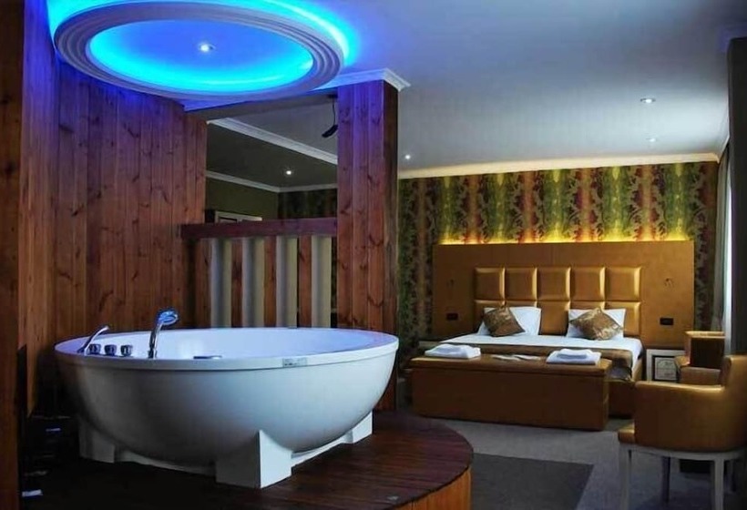 סוויטה דלוקס, Deluxe