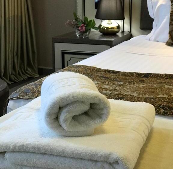 חדר קומפורט, Deluxe