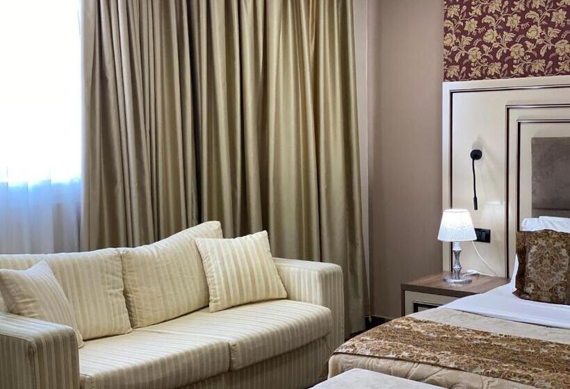 חדר קומפורט, Deluxe