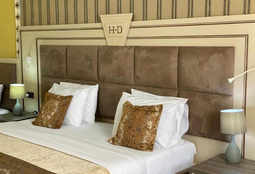 חדר סטנדרט, Deluxe