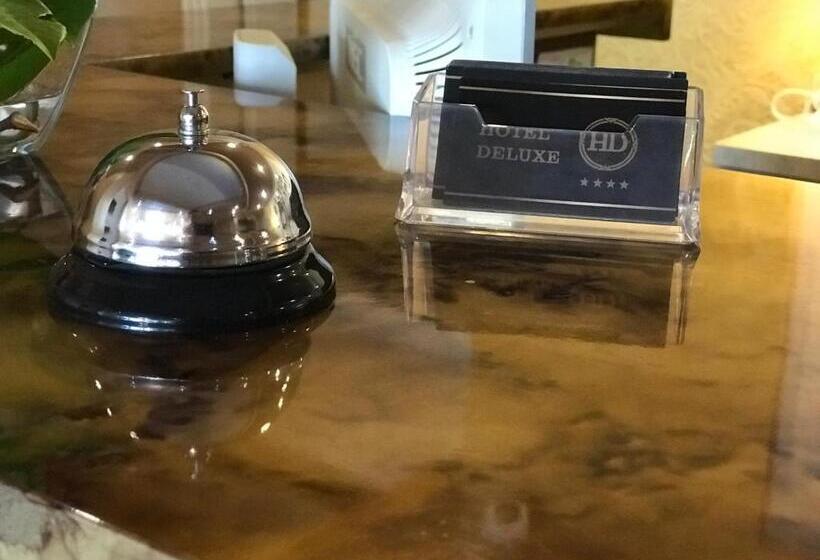 סוויטה, Deluxe