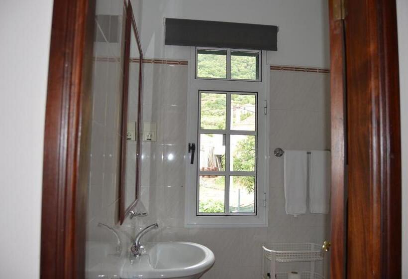 חדר סטנדרט עם מרפסת, Estalagem Corte Do Norte