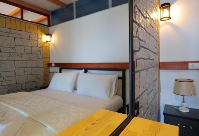 جناح ديلوكس, Oceanic Overview Suites