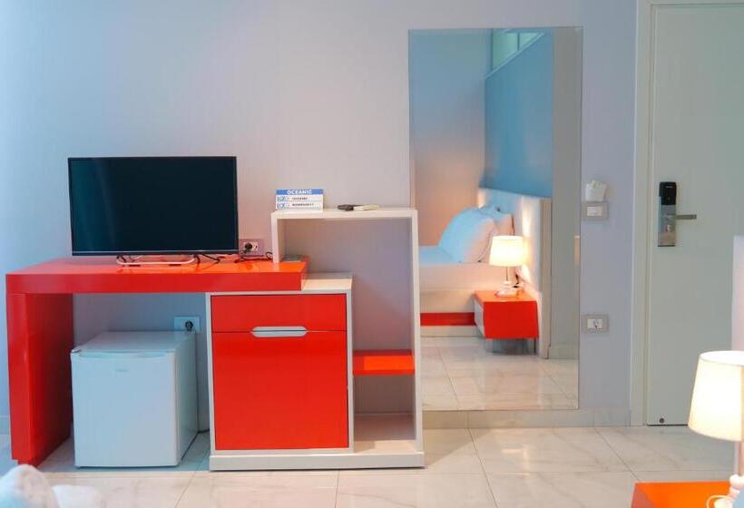 غرفة قياسية مطلّة علي البحر, Oceanic Overview Suites