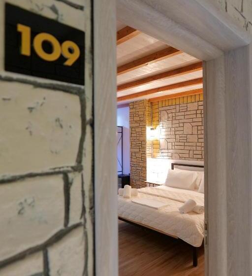 غرفة ديلوكس مزودة بشرفة, Oceanic Overview Suites