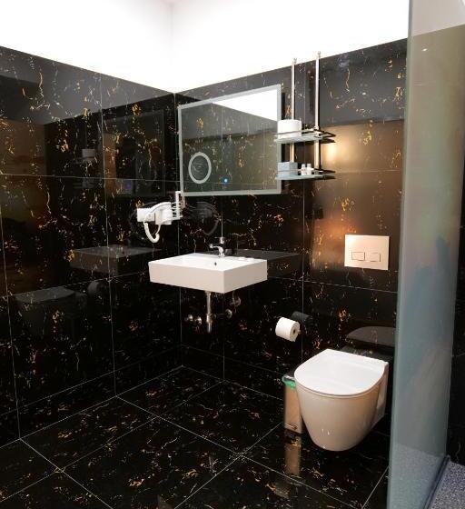 غرفة ديلوكس مزودة بشرفة, Oceanic Overview Suites