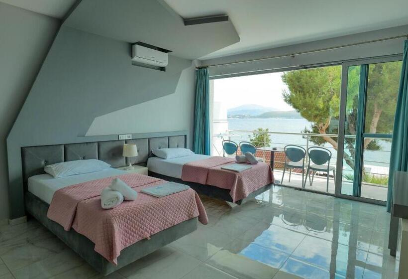 جناح ديلوكس, Oceanic Overview Suites