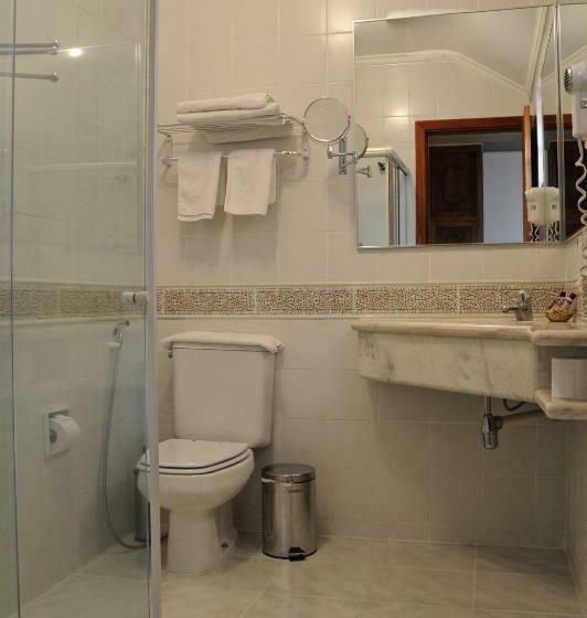 Standard Kolmen Hengen Huone, Pousada Villa Capivary Campos Do Jordão