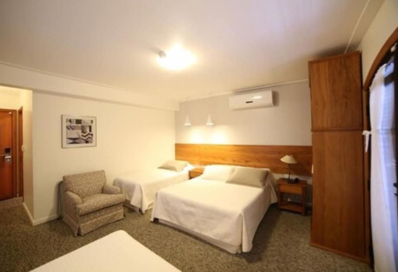 Standard Neljän Hengen Huone, Pousada Villa Capivary Campos Do Jordão