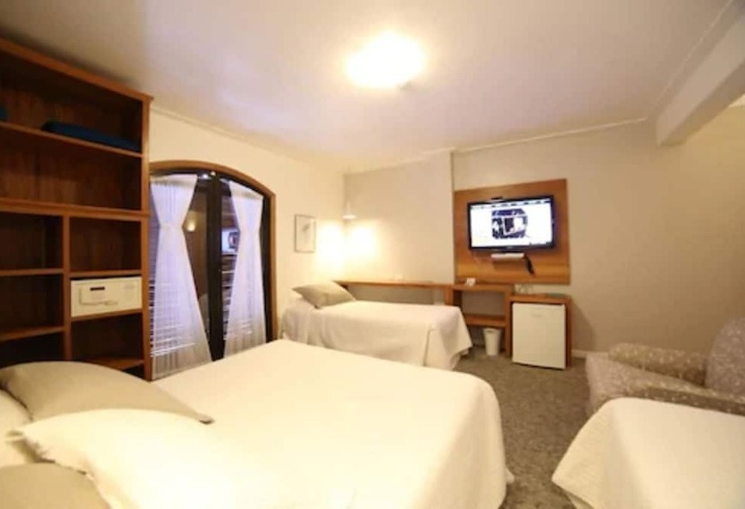Standard Neljän Hengen Huone, Pousada Villa Capivary Campos Do Jordão