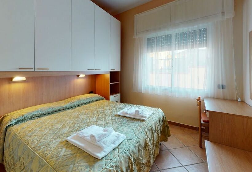 标准间, Residence Mirafiori