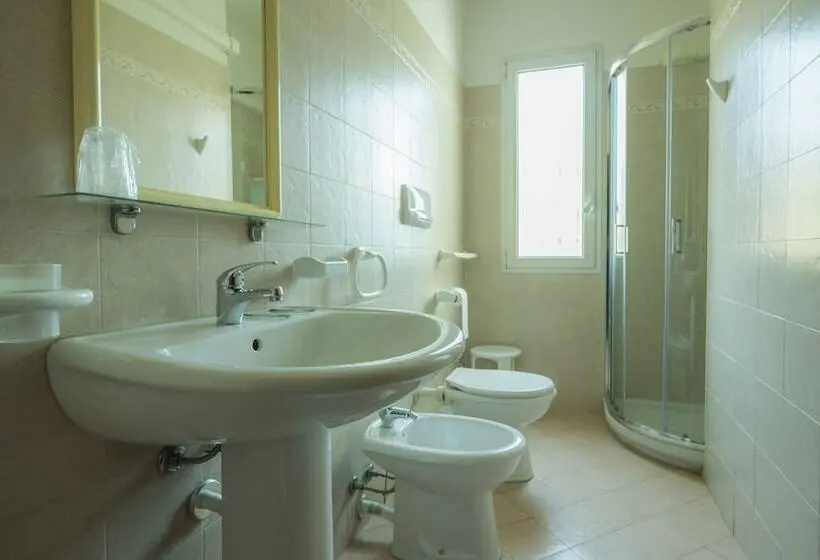 اتاق سوپریور یک تخته, Residence Mirafiori