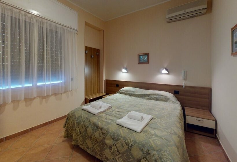 Номер Стандарт, Residence Mirafiori