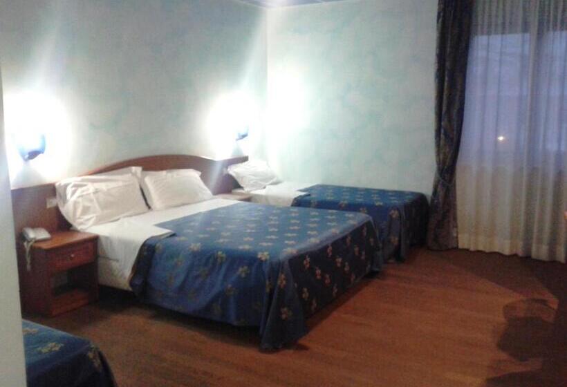 Quarto Triplo Estandar, Villa D'evoli