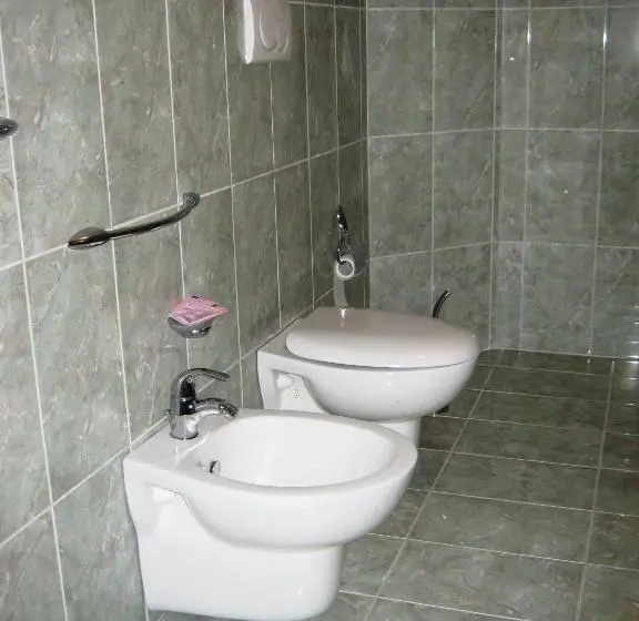 ファミリールーム, Villa D'evoli