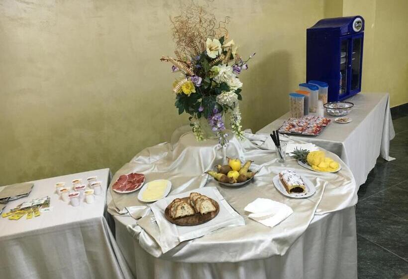 デラックススイート, Villa D'evoli