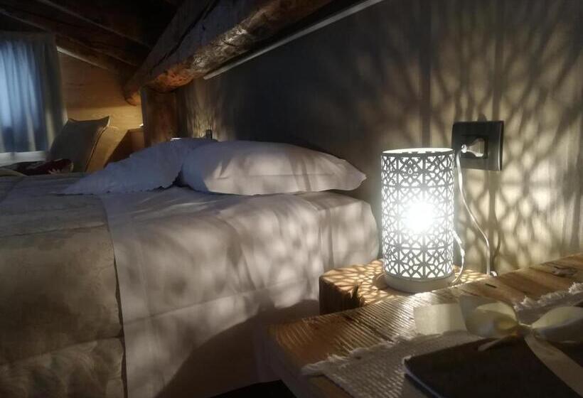 غرفة دور أخير, Albergo Pa  Krhaizar