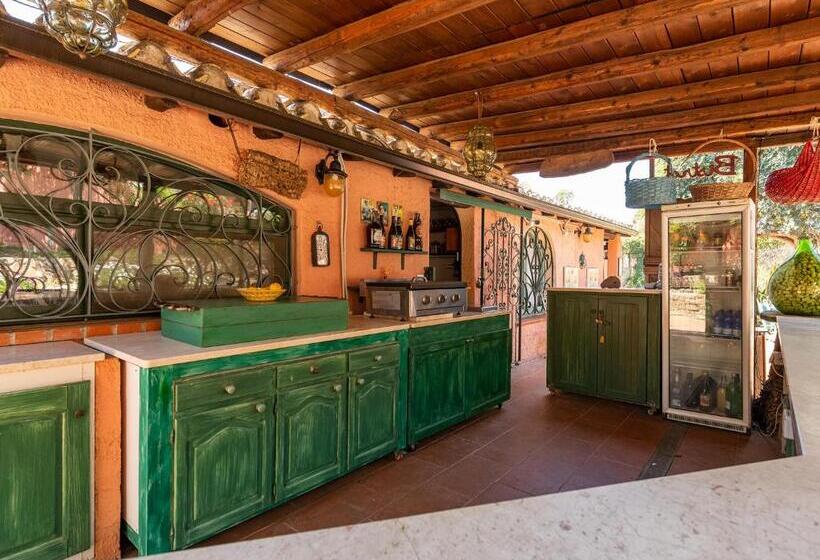 חדר סטנדרט נוף לגינה, Guest House Villa Verde   Short Term Room Rentals