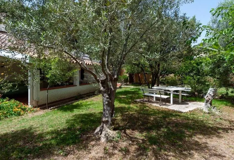 2ベッドルームハウス, Guest House Villa Verde Short Term Room Rentals