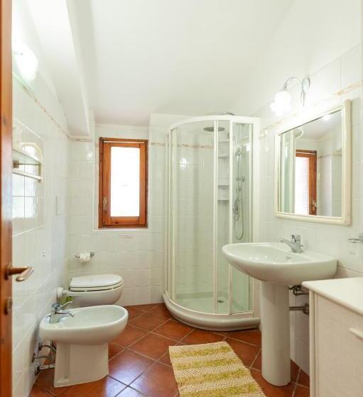 ２ベッドルームハウス, Guest House Villa Verde   Short Term Room Rentals