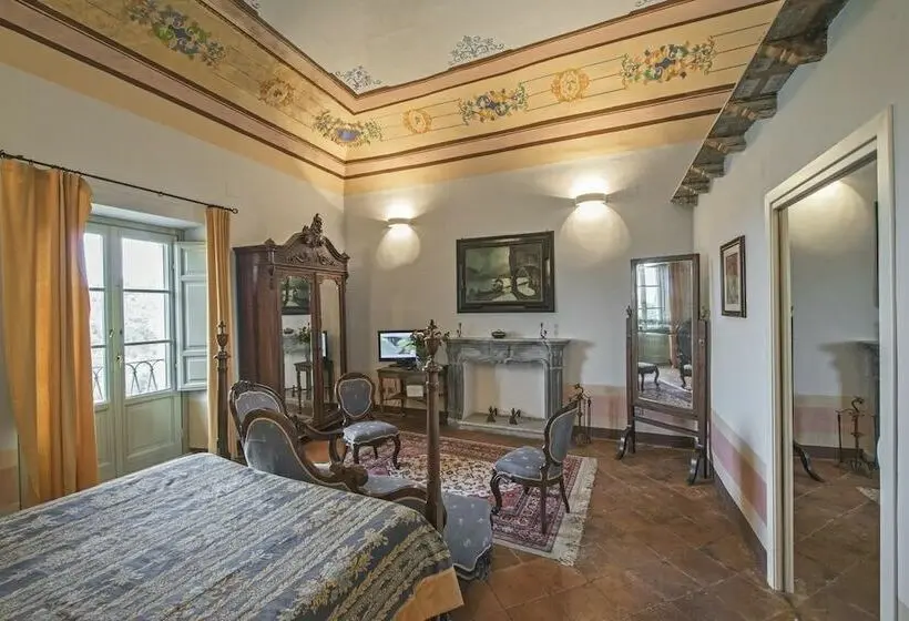 اتاق لوکس, Villa Dell'annunziata