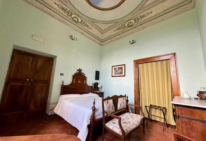 اتاق لوکس, Villa Dell'annunziata