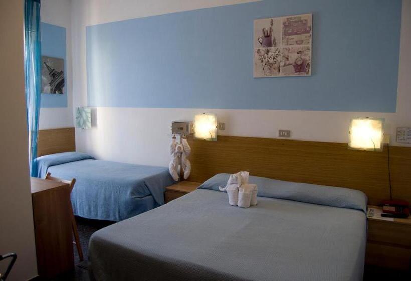 스탠다드 트리플 발코니 룸, Albergo La Marinella