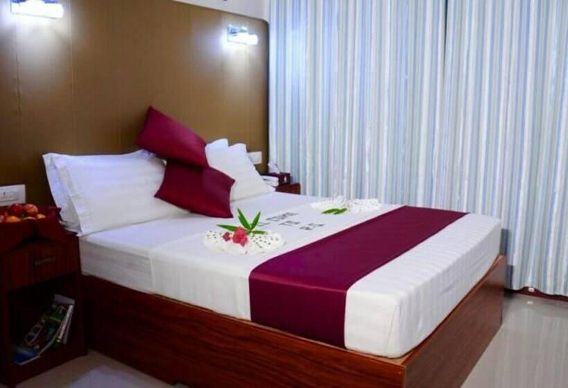 آپارتمان لوکس 1 خوابه, Royal Quest