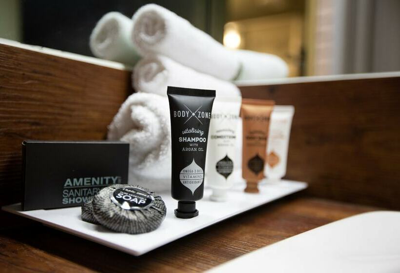 デラックスルーム, The Olive Tree Motel