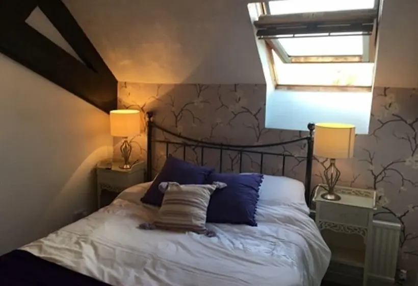 スタンダードルーム, Stoneleigh Barn Bed And Breakfast