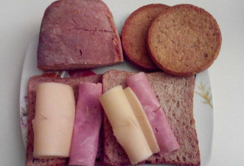 آپارتمان اکونومی 1 خوابه, Eri Studios