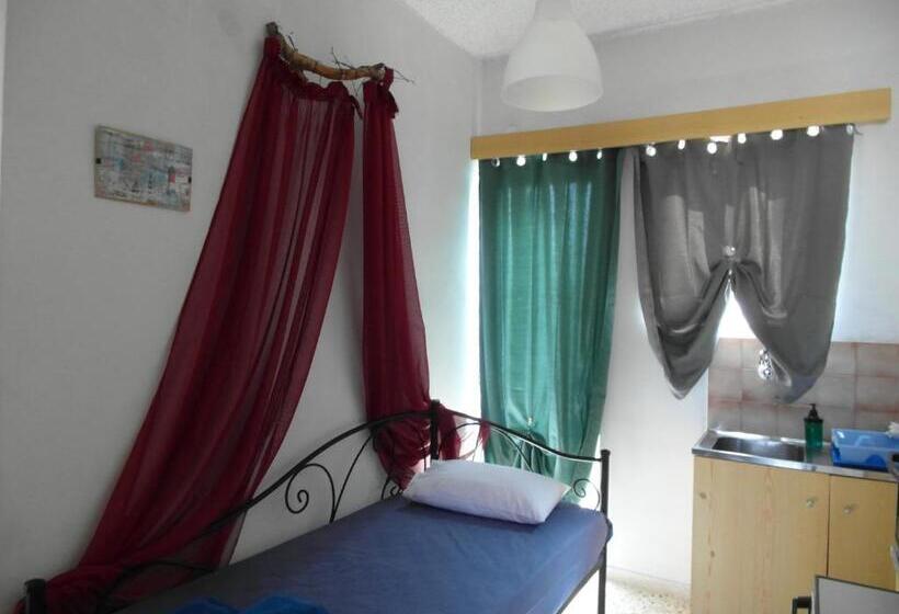 آپارتمان اکونومی 1 خوابه, Eri Studios