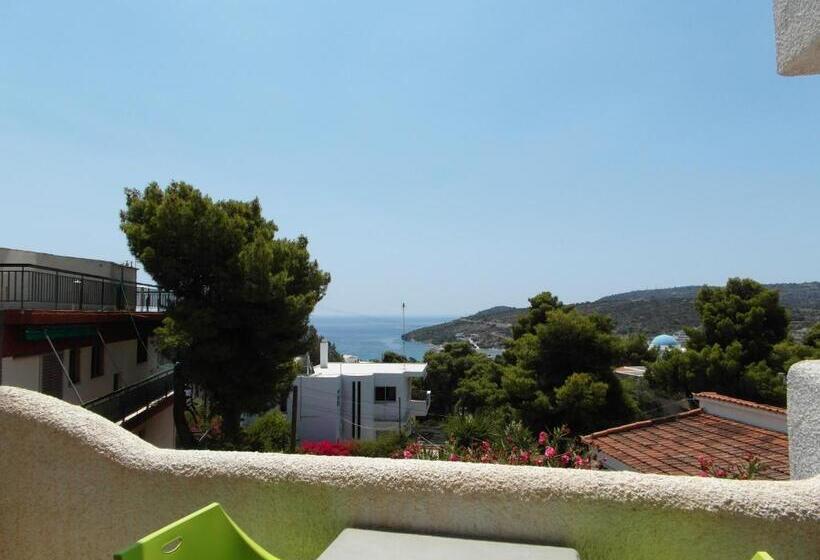 آپارتمان 1 خوابه با چشمانداز دریا, Eri Studios