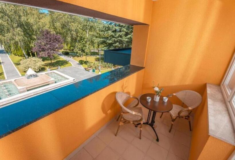 اتاق استاندارد, Garden City Hotel Konjic