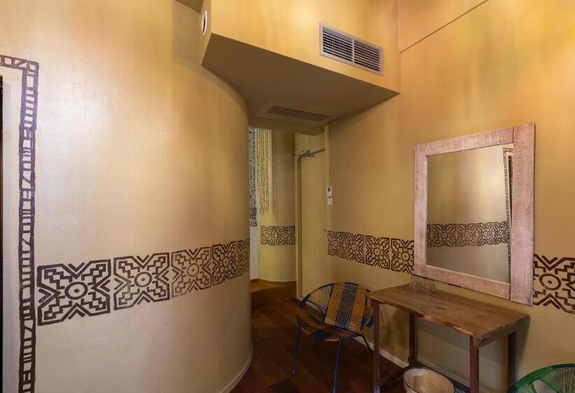 غرفة قياسية, Bazar