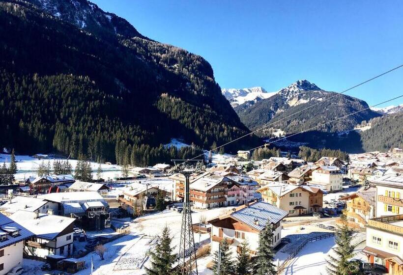 Pokój Deluxe z Balkonem, B&b Cèsa Planber Mountain View Ski In Ski Out