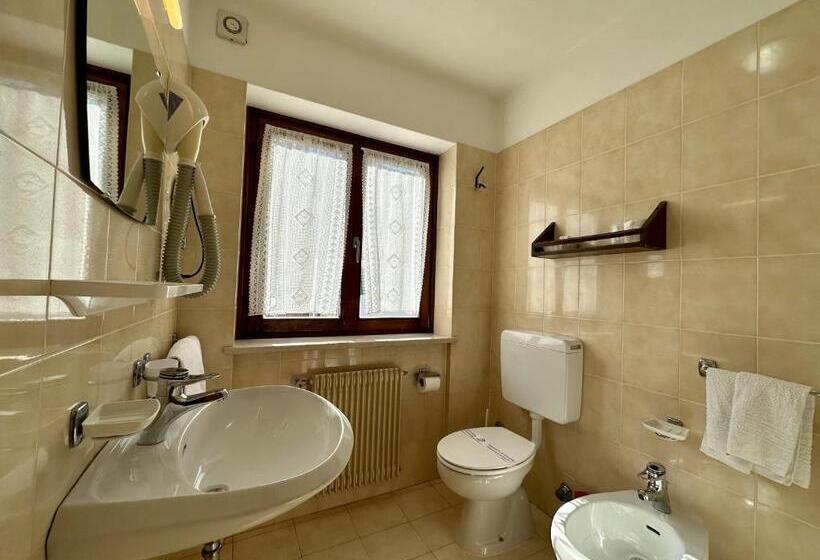 Pokój Czteroosobowy Standard, B&b Cèsa Planber Mountain View Ski In Ski Out