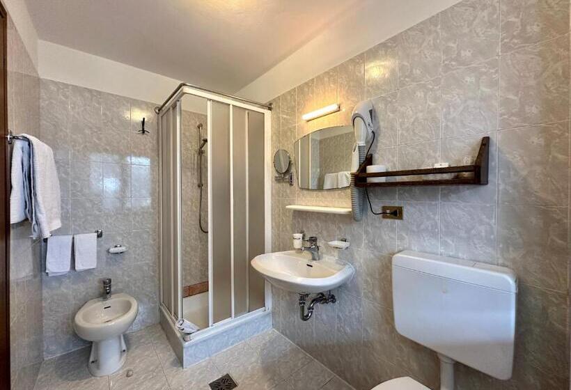 Pokój Standard z Balkonem, B&b Cèsa Planber Mountain View Ski In Ski Out