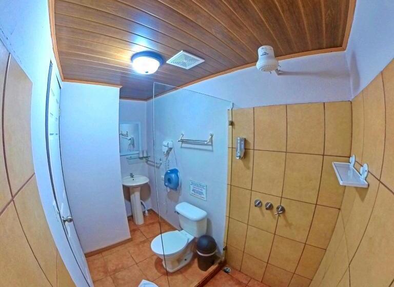 스탠다드 트리플 룸, Casa Jungle Monteverde B&b