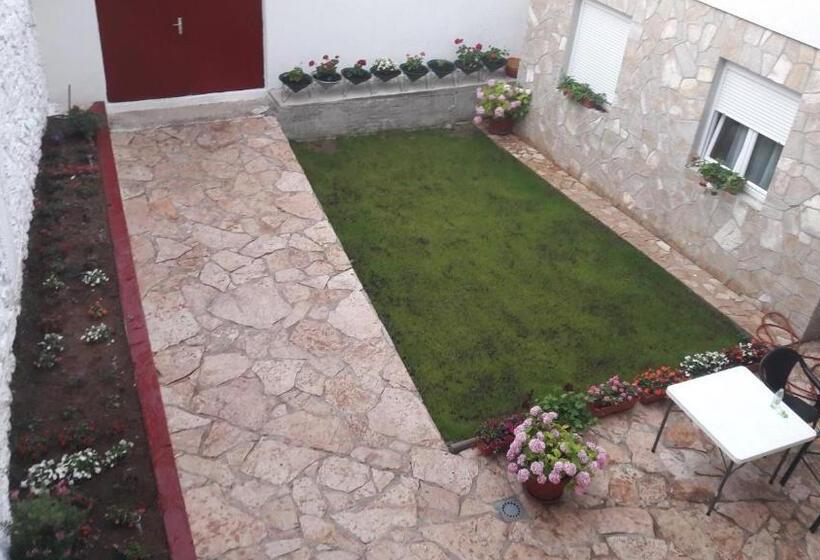 تختخواب در اتاق مشترک, Hostel Hercegovina