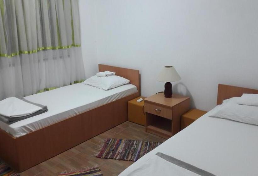 اتاق استاندارد, Hostel Hercegovina