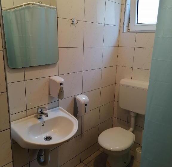 سوییت خانوادگی, Hostel Hercegovina