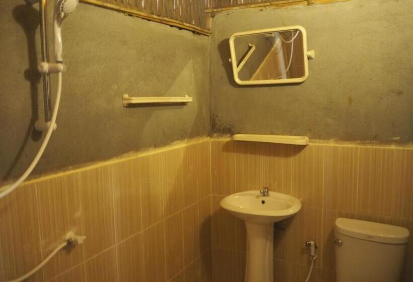 בקתה, Cottage Hill At Lanta