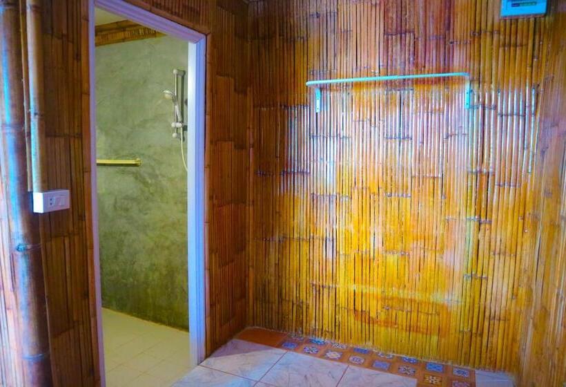 בקתה, Cottage Hill At Lanta