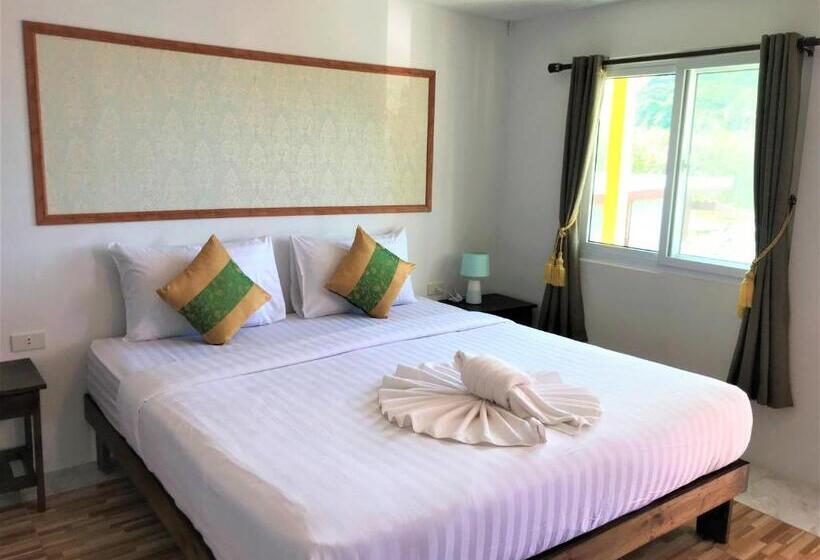 חדר דלוקס עם מרפסת נוף לים, Cottage Hill At Lanta