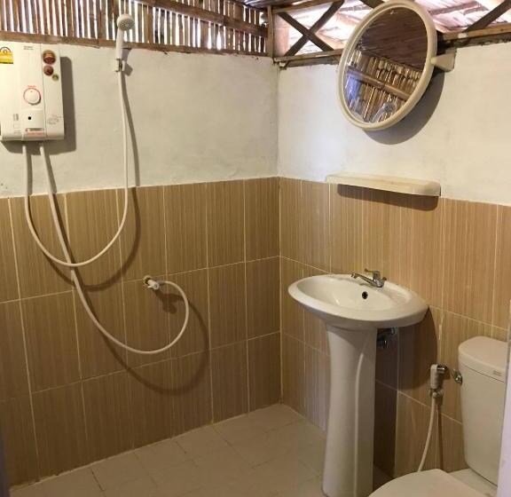 חדר משפחתי נוף לים, Cottage Hill At Lanta