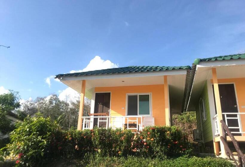 חדר משפחתי דלוקס, Cottage Hill At Lanta