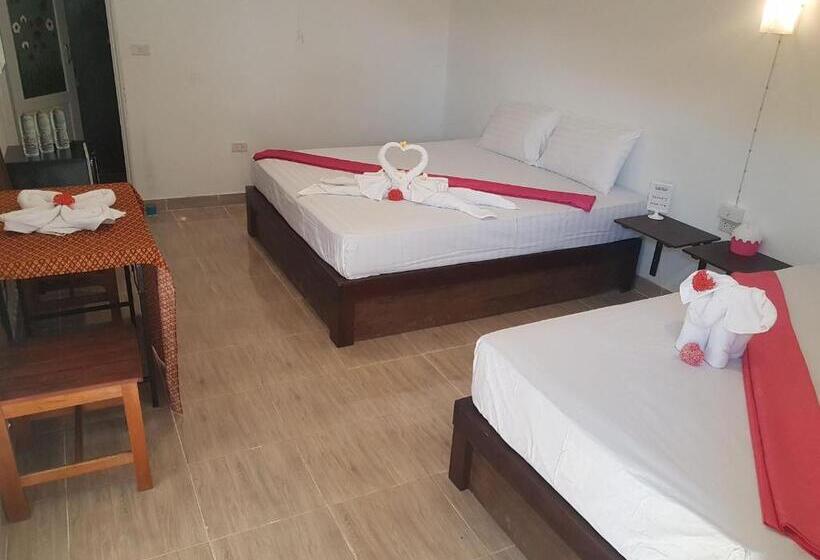 חדר משפחתי, Cottage Hill At Lanta