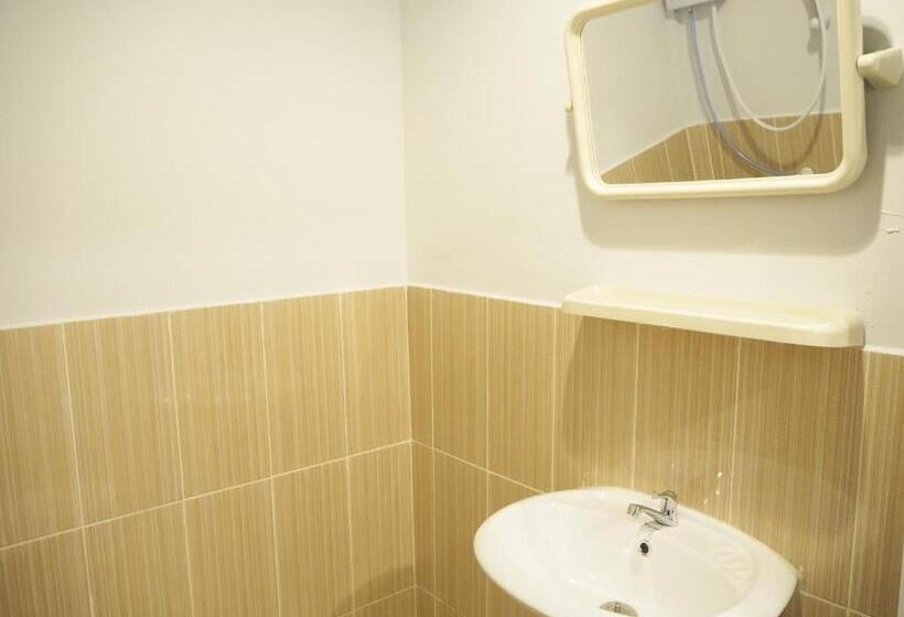 חדר סטנדרט עם מיטת קינג, Cottage Hill At Lanta