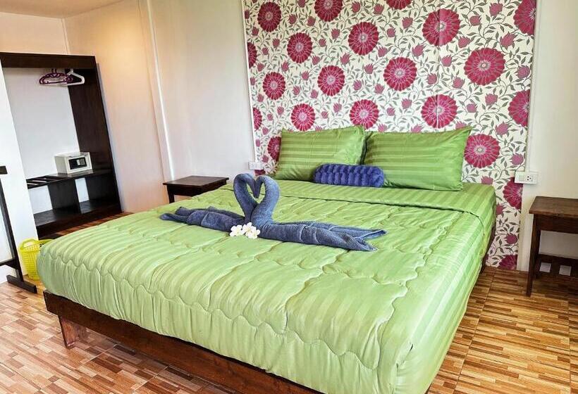 חדר דלוקס עם מרפסת נוף לים, Cottage Hill At Lanta